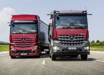 Ciężarówki - Mercedes Arocs i Actros