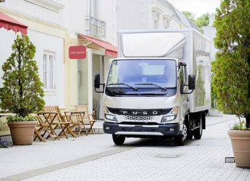 Fuso Canter: bezpieczny, nowoczesny, komfortowy nowy 