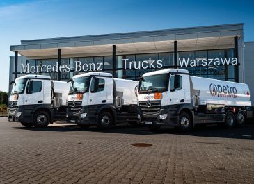 Cysterna Mercedes Actros